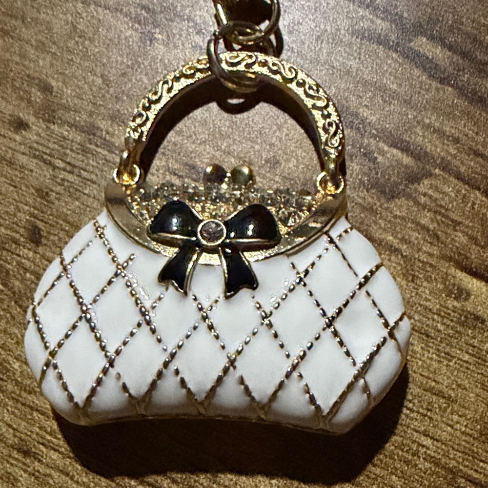 Purse Keychain NWOT - Picture 2 of 5